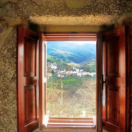 Σπίτι διακοπών House With One Bedroom In Gouveia, With Wonderful Mountain View - 150 Km From The Beach *