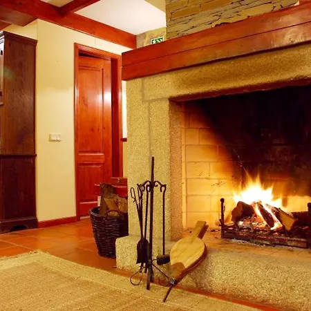 House With One Bedroom In Gouveia, With Wonderful Mountain View - 150 Km From The Beach Gouveia (Guarda)
